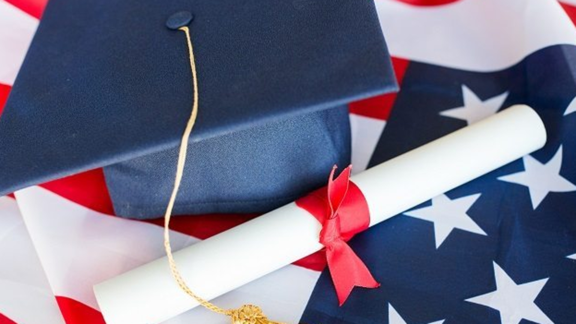 The Global Undergraduate Exchange Program (UGRAD) Amerika Qoʻshma Shtatlari tomonidan bakalavr bosqichida oʻqiyotgan talabalar uchun 2021-yilgi toʻliq moliyalashtiriluvchi grant