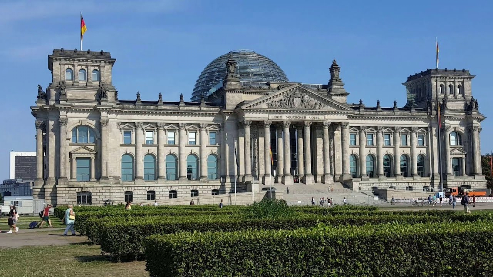 Bitiruvchilar va yosh mutaxassislar uchun Germaniya Parlamenti (Bundestag) da 5 oy davomida to'liq moliyalashtirilgan holda amaliyot o'tish imkoni