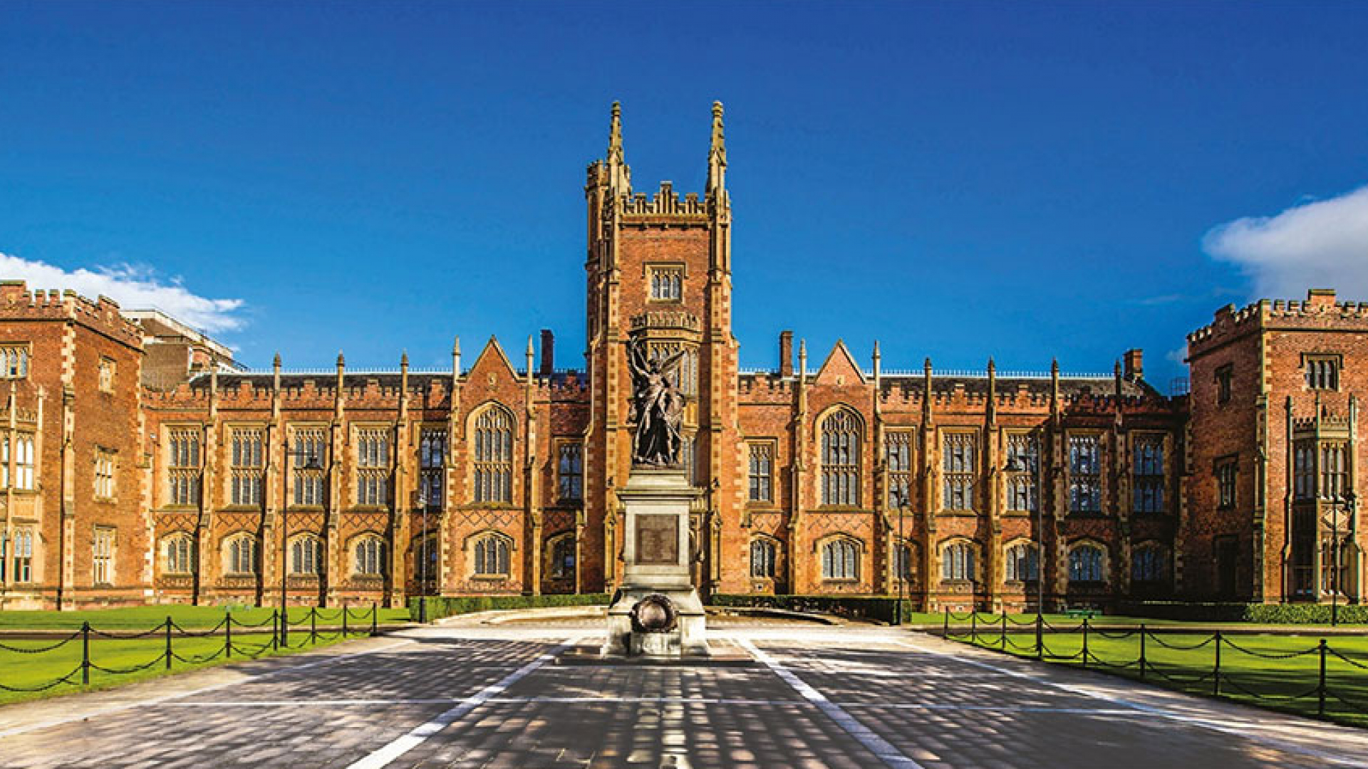 Irlandiyaning nufuzli universitetlarida magistratura va doktorantura bosqichida oʻqish uchun toʻliq moliyalashtiriluvchi Government of Ireland International Education scholarship dasturi