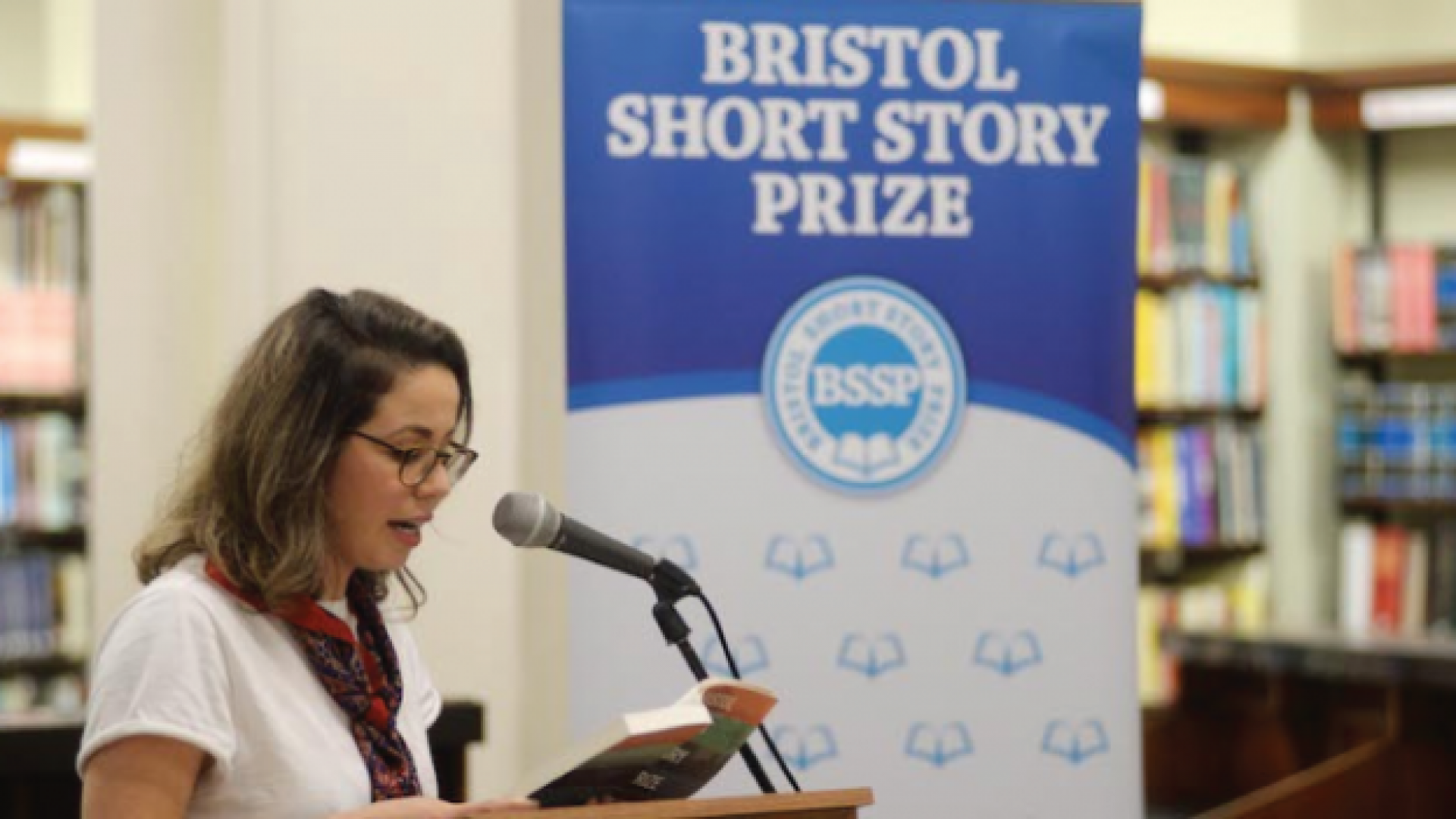 Ijodkor va havaskor yozuvchilar uchun Bristol Short Story Prize hikoyalar tanlovi. Bosh mukofot — £1000!