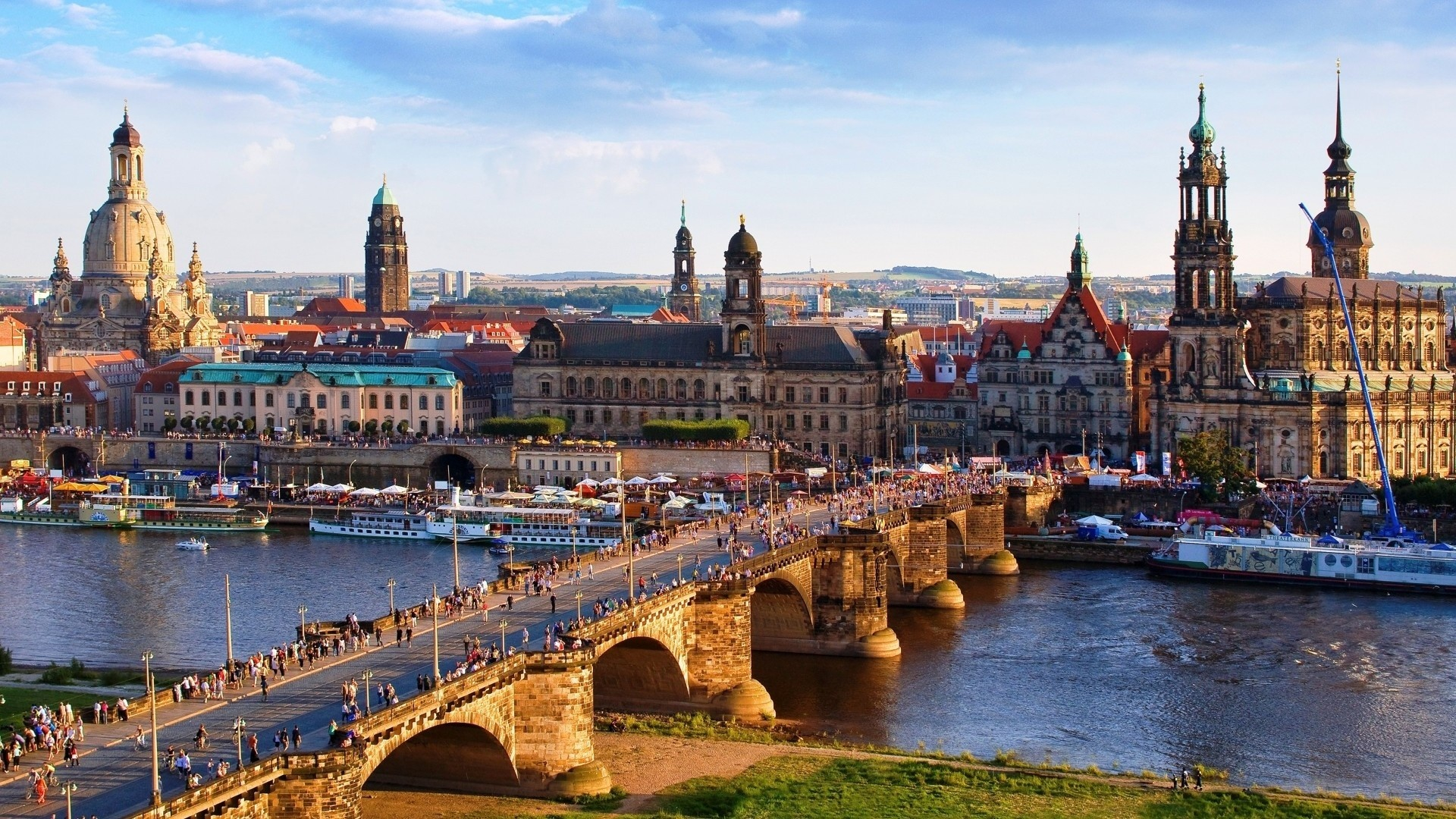 Magistratura va doktorantura bosqichini Germaniyada oʻqish uchun Rosa-Luxemburg-Stiftung stipendiya dasturi