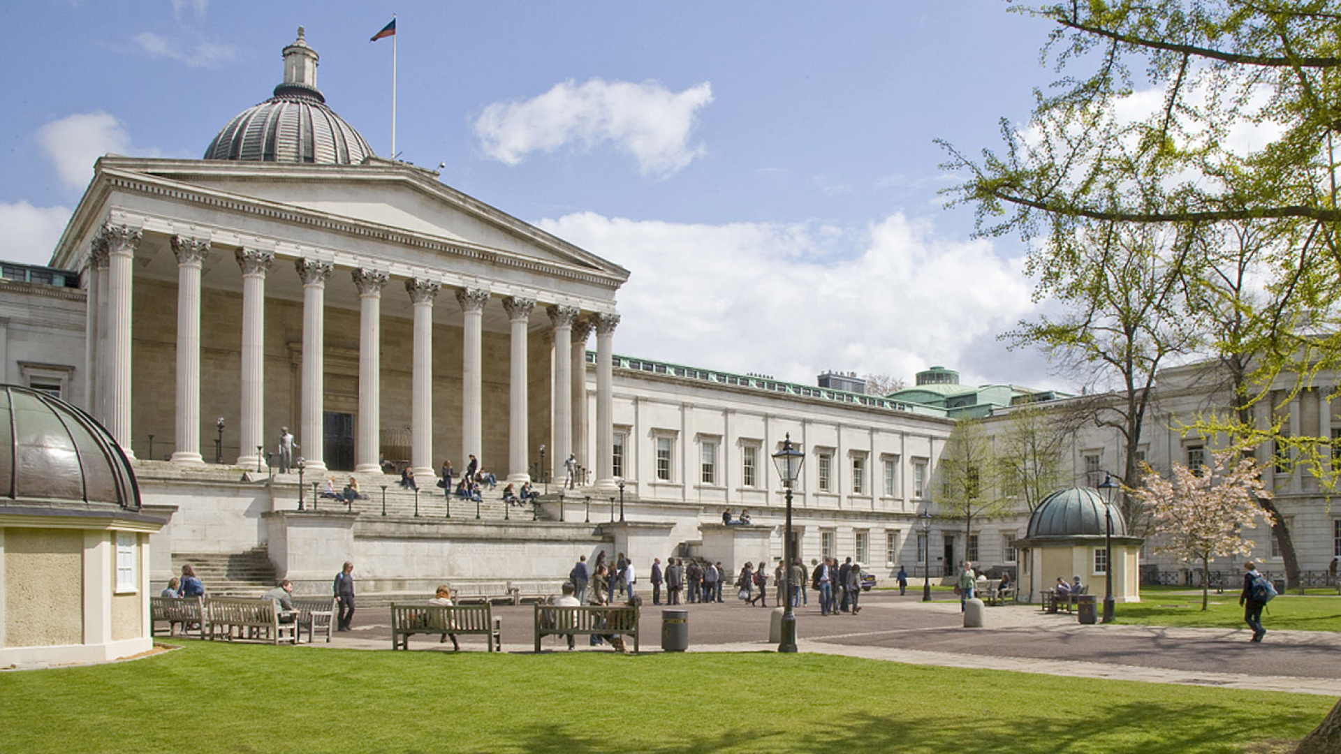 Global Masters Scholarship — University College London (Buyuk Britaniya)da grant asosida magistraturada o'qish imkoniyati. Stipendiya miqdori — £15,000