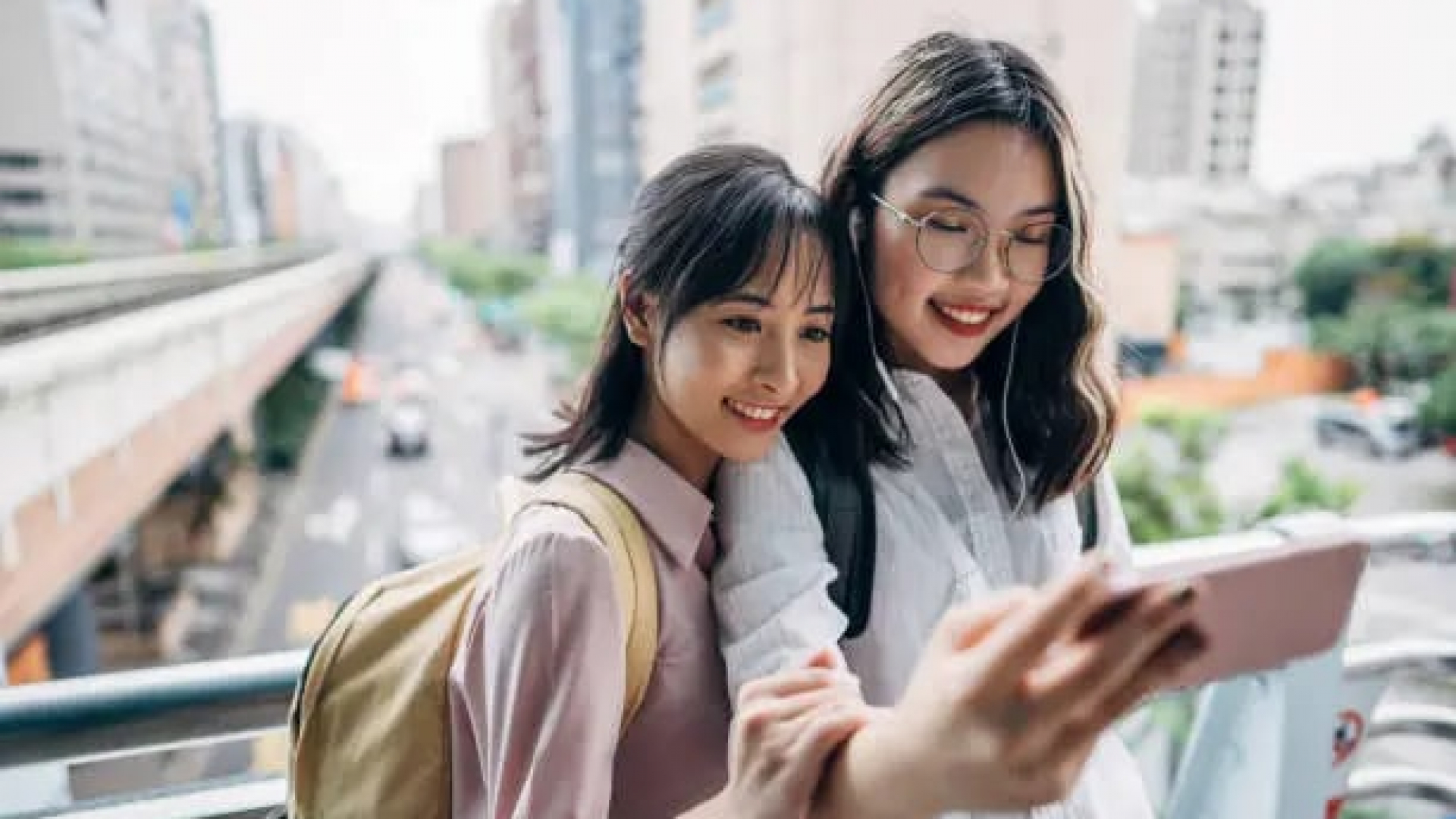 Singapurda fan va muhandislik sohasida tadqiqot olib borish imkoniyati — Singapore international graduate award. Oylik stipendiya miqdori —  $1.630