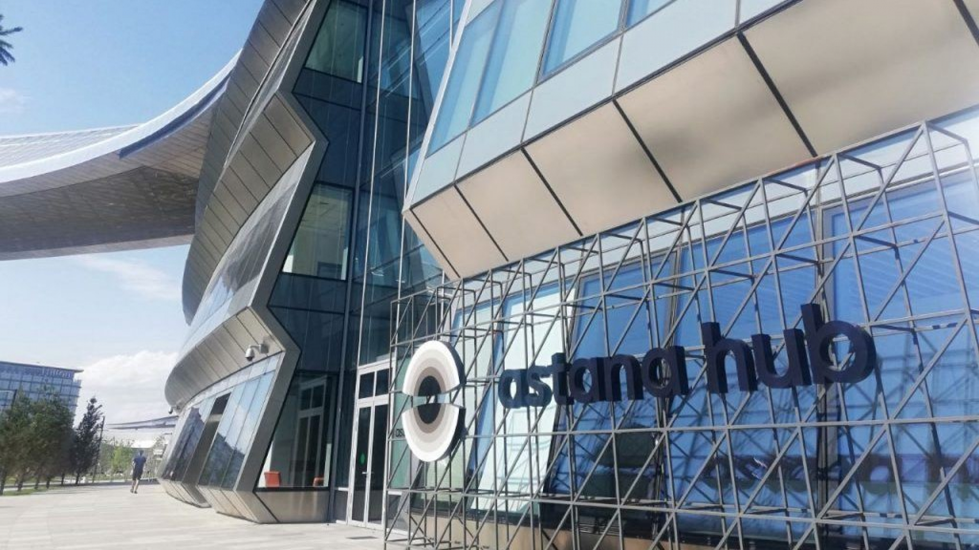 Google for Startups bilan hamkorlik dasturida startaplarni eng kuchli ekspert va murabbiylar bilan bepul rivojlantirish imkoniyati — Silkway Accelerator dasturi