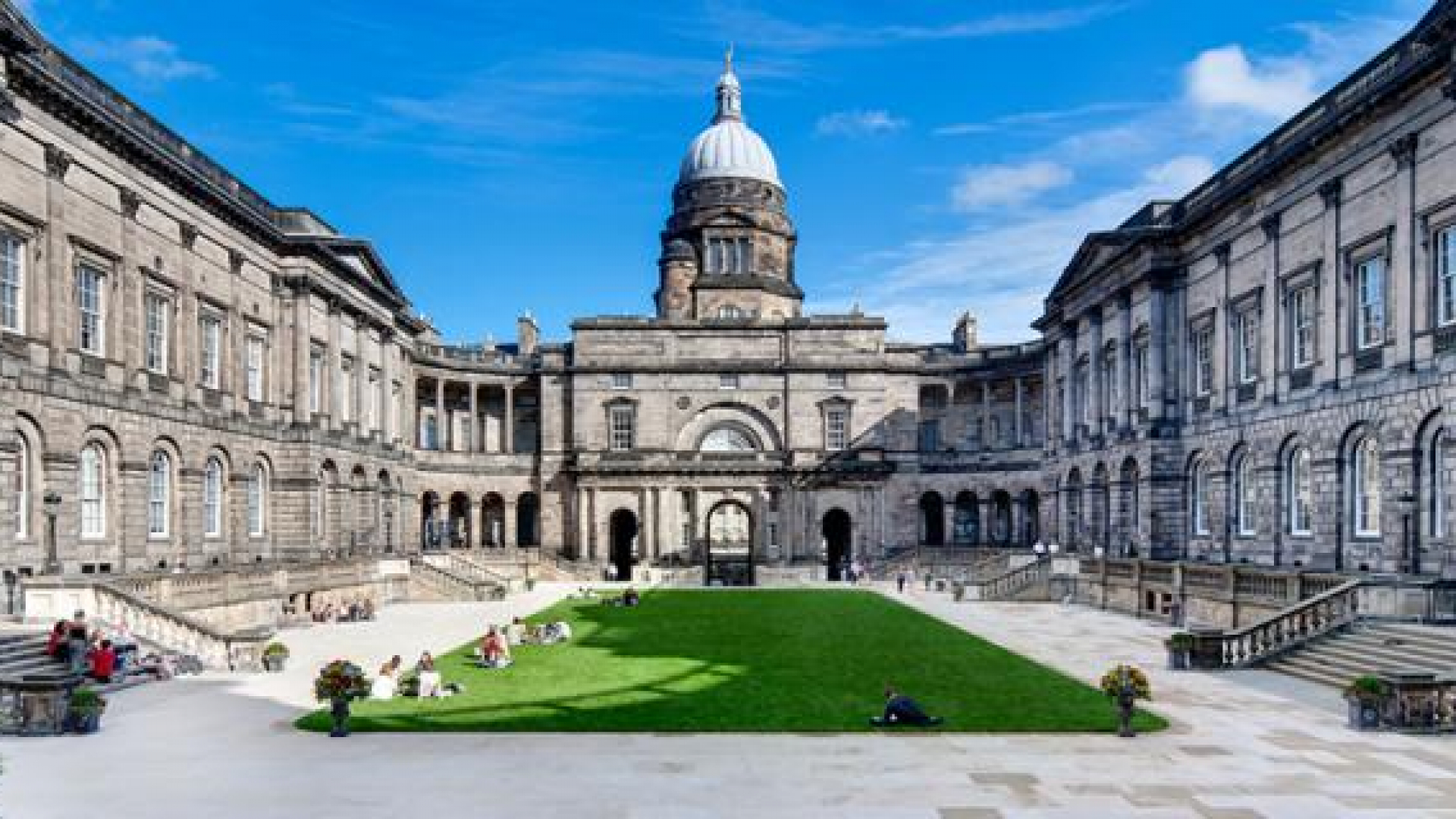 Buyuk Britaniyaning Edinburg universitetidan magistratura bosqichini nevrologiya yoʻnalishida onlayn oʻqish uchun toʻliq grant