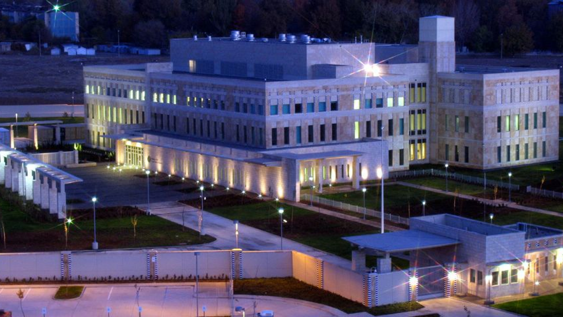 Amerikaning Toshkentdagi elchixonasidan talabalar uchun 6 oylik Foreign National Student Internship Program amaliyot dasturi