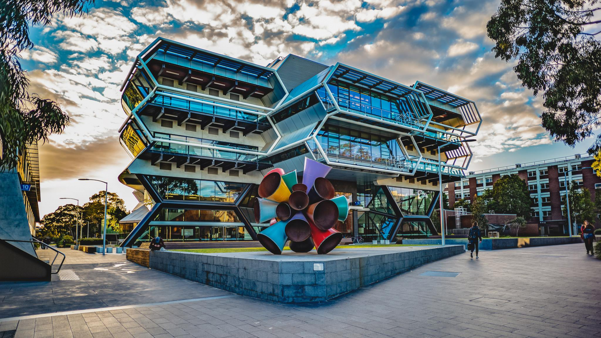 Avstraliyaning nufuzli universitetida magistratura va doktorantura bosqichini oʻqish uchun grant dasturi — Monash Graduate Scholarship