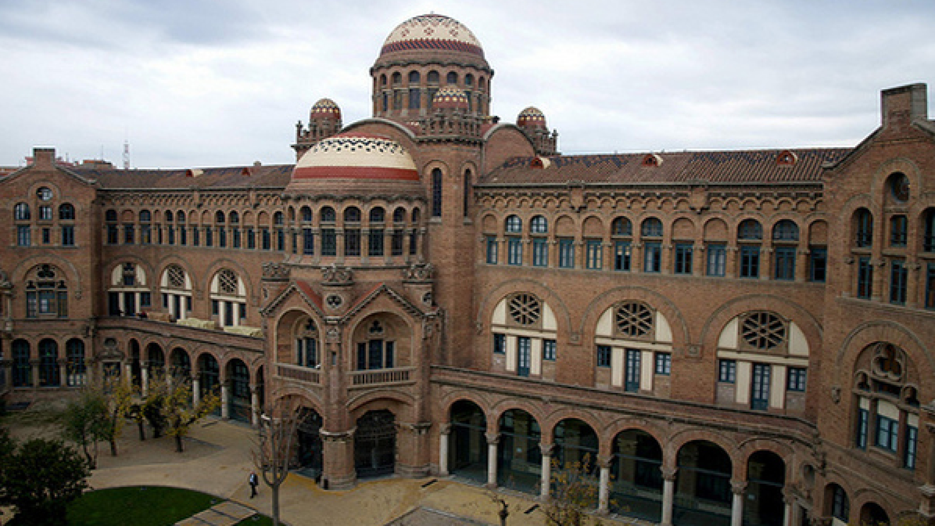 Barcelona School of Economics tomonidan Ispaniyada magistratura bosqichini toʻliq va qisman moliyalashtirilgan holda oʻqish uchun grant dasturi